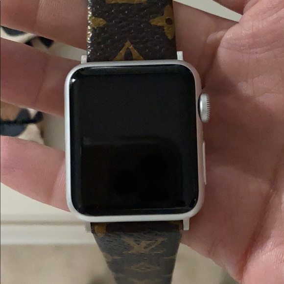 apple watch series 1 38mm silver